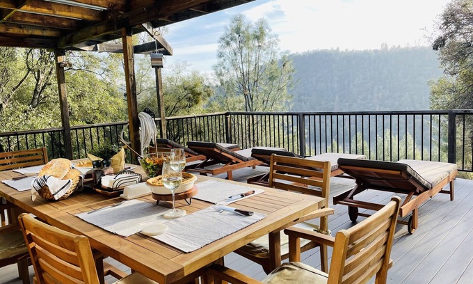 Concow House | Lakeview 4 Acres-Zipline, Playfort near Waterfalls, Hiking, Fishing