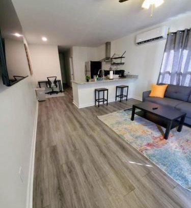 Durham House | Lakewoodlyon Park Renovated Cottage Near Duke 28b