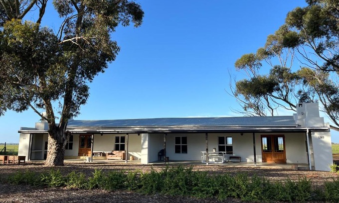 Cape Agulhas Apartment | Lamb’s Inn