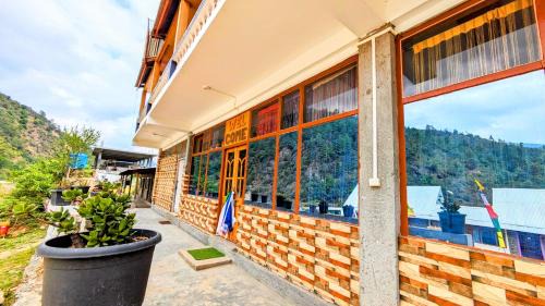 Bomdila House | Lamsang residency