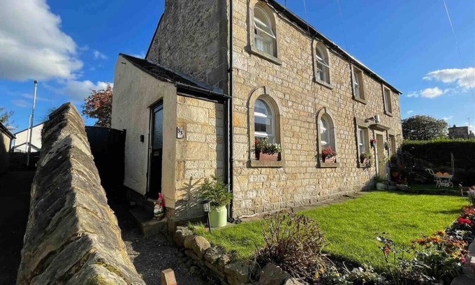Galgate Apartment | Lancaster 1 bed Cottage Apartment- M6 - Lancs Uni