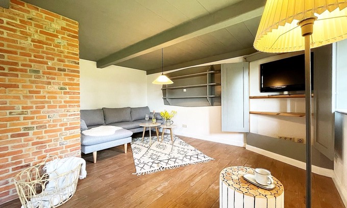 Neukirchen/Erzgeb House | Landglück, Reetdachhaus, See, Wlan, Meernah, Hell, Friesisch