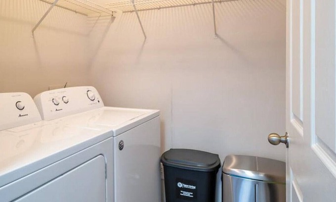 Greer Apartment | Landing at Avana Thornblade - 1 Bedroom in Downtown Greer