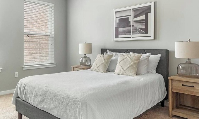 Chapel Hill Apartment | Landing at Blu on Farrington - 1 Bedroom in Woodland Acres