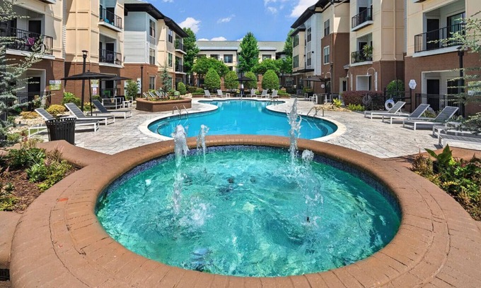 Paw Creek Apartment | Landing at Celsius - 2 Bedrooms in Wedgewood