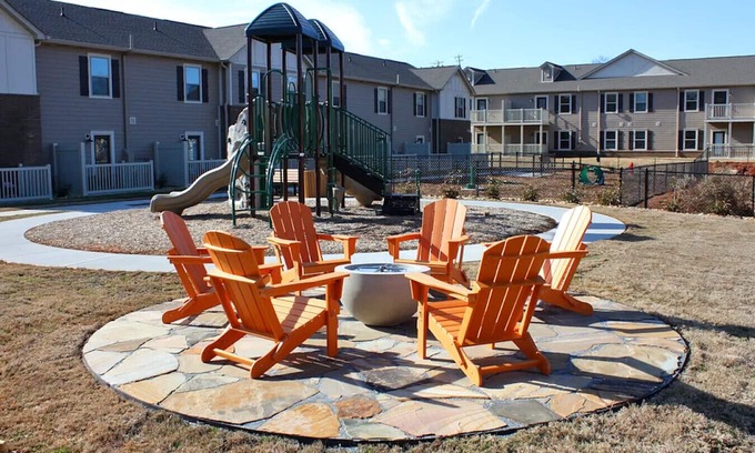 Lyman Apartment | Landing at Cove at Pine Ridge - 2 Bedrooms in Lyman