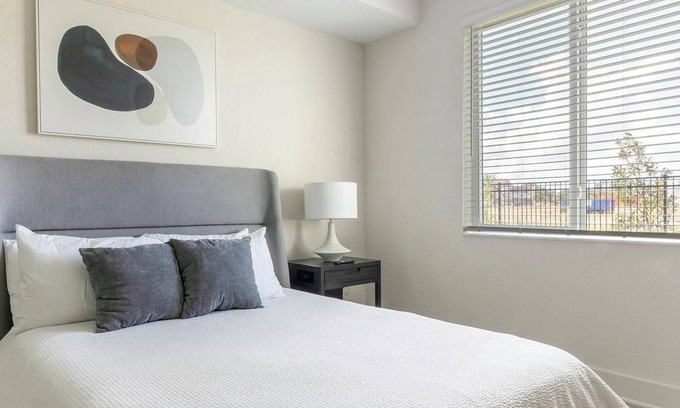 Palmetto Apartment | Landing at Gateway Commons - 1 Bedroom in Ellenton