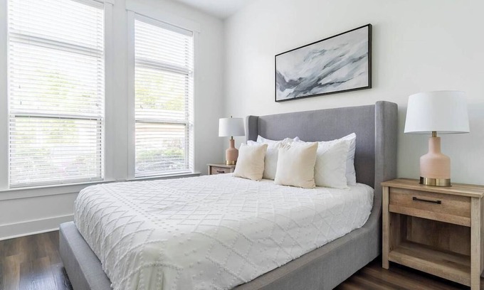 Cary Apartment | Landing at Lofts at Weston Lakeside - 1 Bedroom in Cary