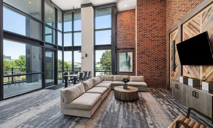 Downtown Charleston Apartment | Landing at Meeting Street Lofts - 1 Bedroom in East Central