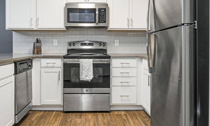 Lithonia Apartment | Landing at Retreat at Stonecrest - 1 Bedroom in Downtown Lithonia