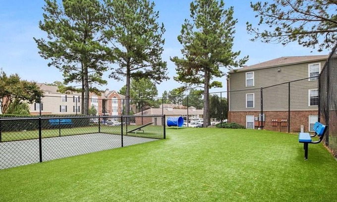 Cordova Apartment | Landing at Stonebridge Crossing Apartment Homes - 3 Bedrooms in Downtown Cordova