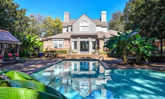 Germantown Apartment | Landing at The Grove at Germantown - 1 Bedroom in Hunters Run