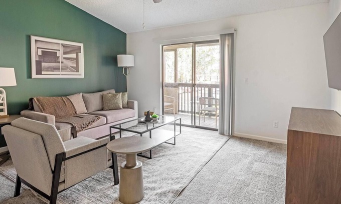 Sunbeam Apartment | Landing at Timberwalk at Mandarin - 2 Bedrooms .