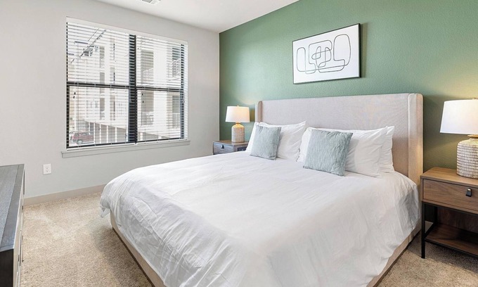 Newberry Apartment | Landing at Vanguard - 1 Bedroom in Newberry