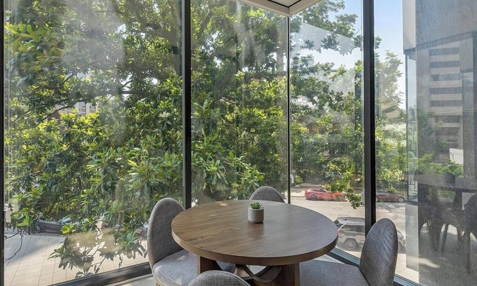 Civil Rights Historic District Apartment | Landing | Modern 2BD in Fountain Heights