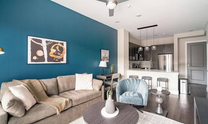 Central Business District Apartment | Landing | Stunning 1BD, Pool, Courtyard