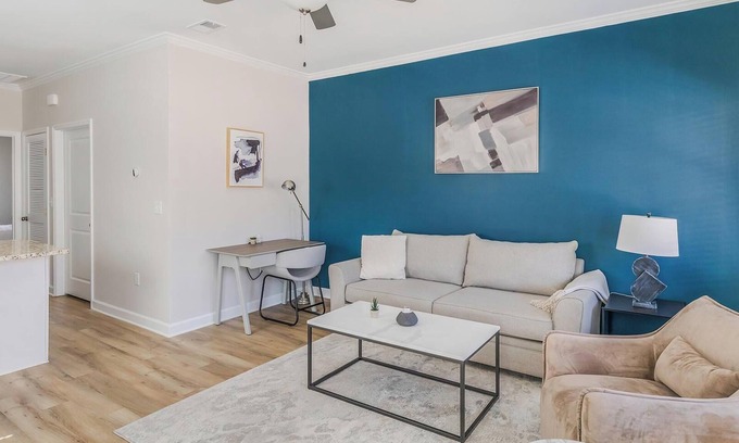 Huntsville Apartment | Landing | Stunning 1BD, Courtyard, Gym