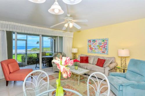 Longboat Key Apartment | LaPlaya 103A Time to relax Enjoy the peaceful, private beach just a shells throw from your door