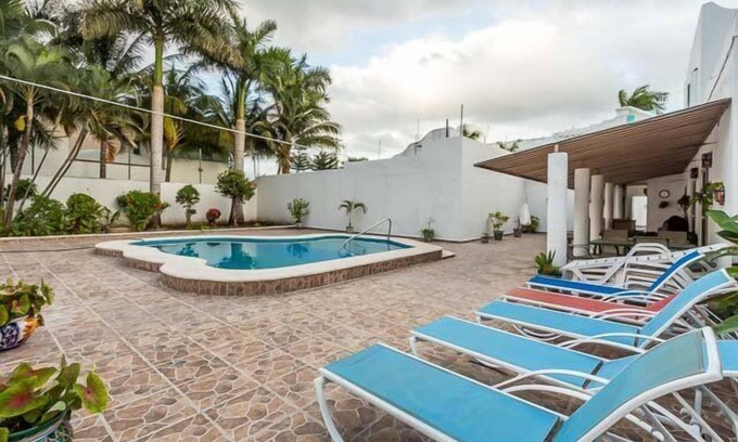Colonia Andres House | Large 5BR House, One Block To Ocean, Huge Pool