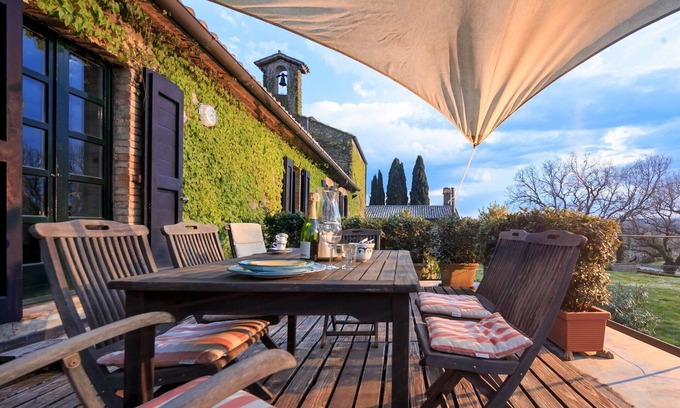 Castel Giorgio Apartment | LARGE apartment/app/country house with park: REST + pool + sauna + gym + roof terrace + barbecue + animals