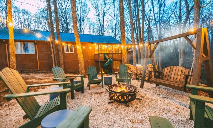 Monteagle Cabin | Large cabin-Game Room,Hot tub,Kid Friendly