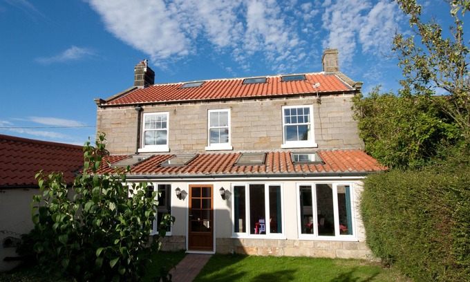 Hawsker Other | Large Family-Friendly Cottage Near Whitby – Sleeps 10, Perfect for Groups