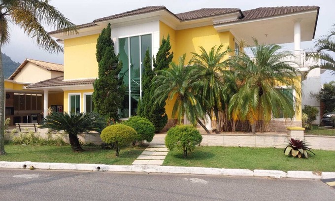 Sahy House | Large house in a gated community with a private beach in the Sahy Ecological Reserve