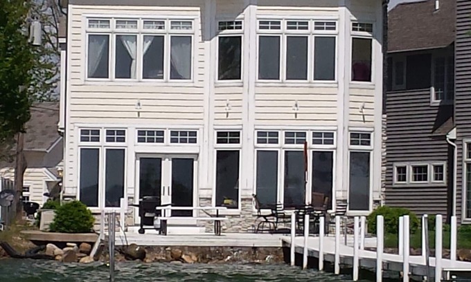 Enchanted Hills House | Large Lakefront, 5 bdrm, 5 bath, Elevator, Pure Sand Bottom Great for Swimming