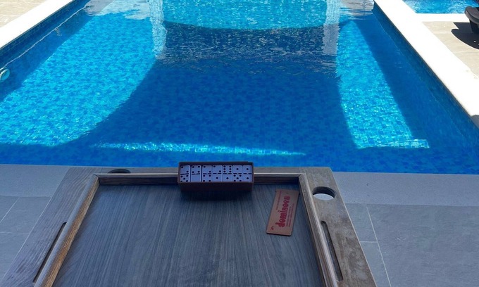 Munoz Villa | large luxurious family villa with pool