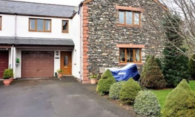 Millom House | Large modern house in small rural Hamlet.