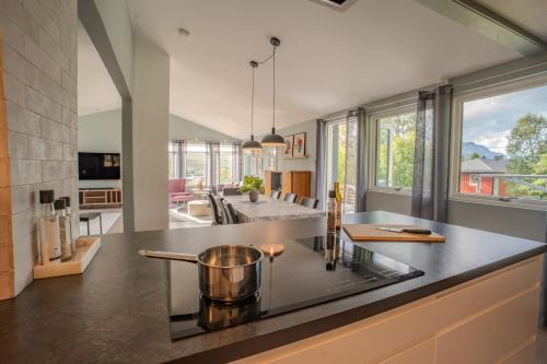Tromso House | Large modern house, perfect for northern lights hunting