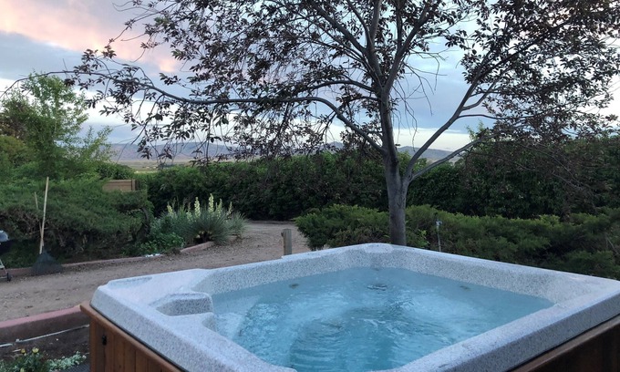 Ralston House | Large, Private & Charming retreat is ultimate upscale stay near Cody, Y.S. Park