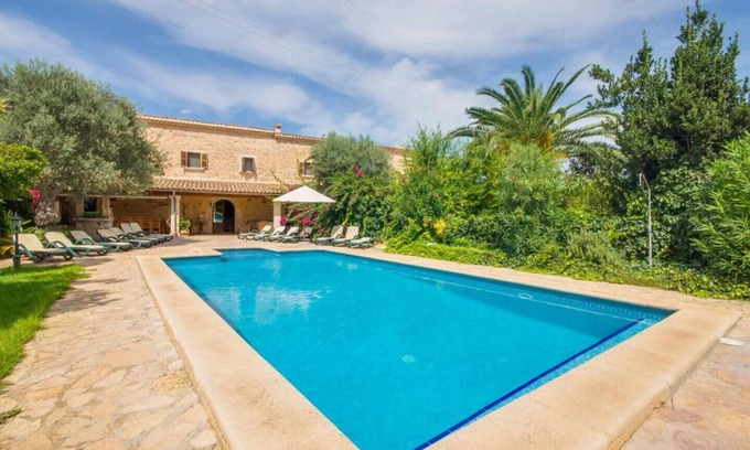 Buger Villa | Large rustic finca Can Nyany Buger in Mallorca