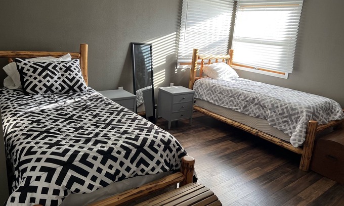 Garrison House | Large space and comfortable accommodations for big groups.