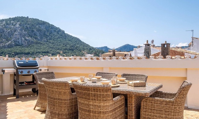 Pollensa Cottage | Large Townhouse with nice sunny terrace