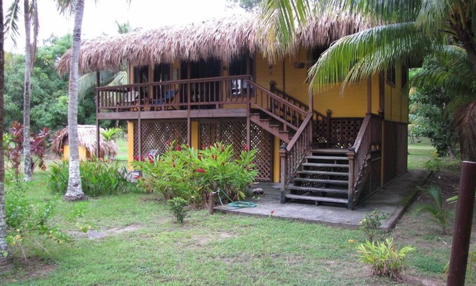 El Peru House | Las Pinitas - Absolute Tranquillity on the best beach in La Ceiba