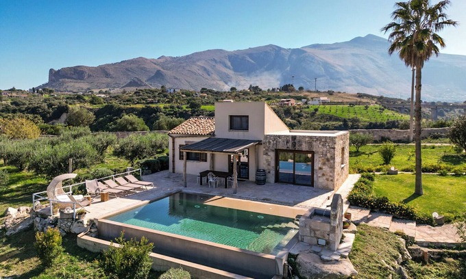 Scopello Villa | LAST MINUTE 13/31 AUGUST - WWW.BAGLIORIDISICILIA.COM