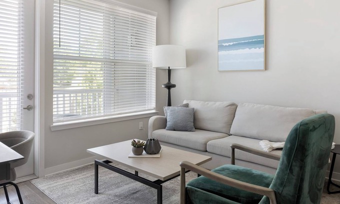 Huntsville Apartment | Laurel 1BD - One Bedroom Apartment, Sleeps 2