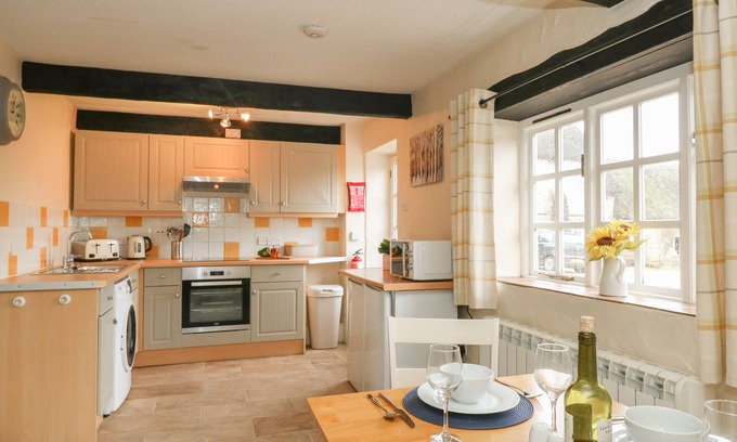 Osmington Mills Cottage | Laurel Cottage