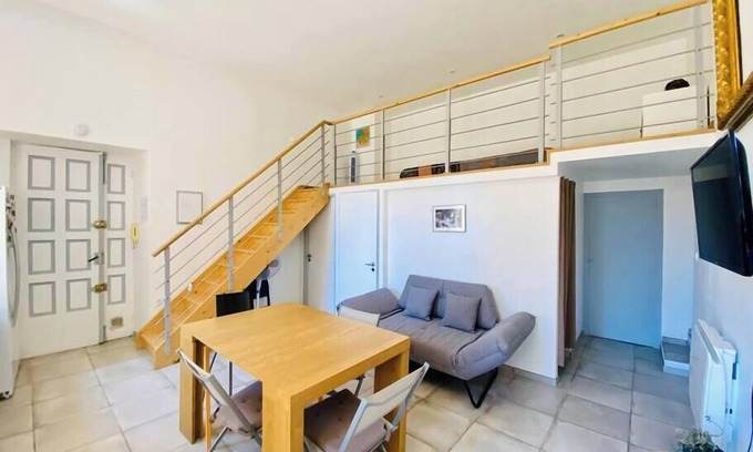 Sete Apartment | Le Grand Mole garden view