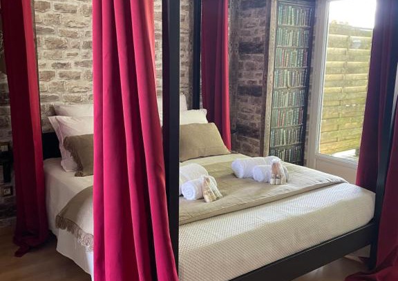 Fleac Bed & Breakfast | Le Maine N 5 - FLÉAC ANGOULEME - Suite Harry Potter