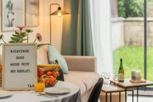 Quartier Saint-Marc - Croix de Pierre - Saint-Nicaise Apartment | Le Nid Douillet : Superbe Appartement + Jardin privatif