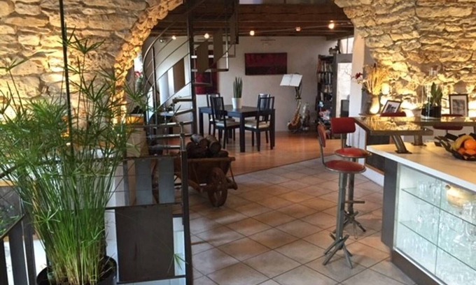 La Cresse House | Le Paillier d'Etienne atypical gîte with jaccusi