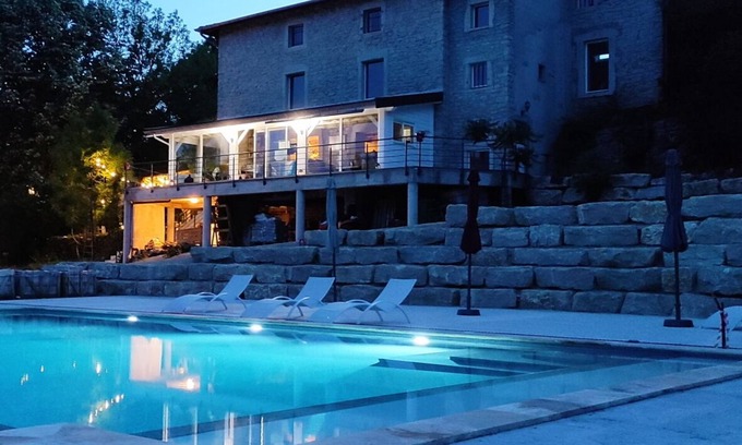 Parmilieu House | Le Rocher de la baronne : charming gîte 6/8 pers.