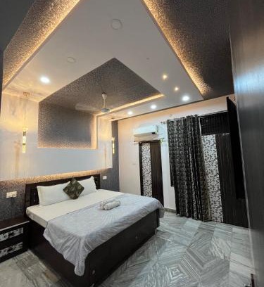 Lucknow House | Leafy Paradise Private Room