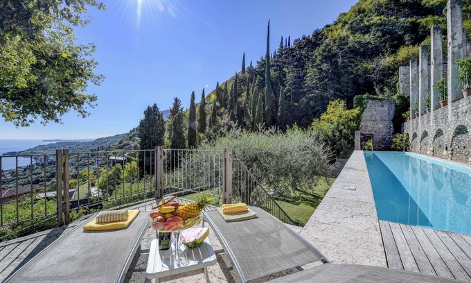Gargnano Villa | Lemon Garden Retreat - Villa Aqua