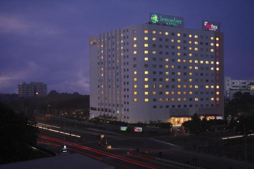 HITEC City Hotel | Lemon Tree Premier Hitec City Hyderabad
