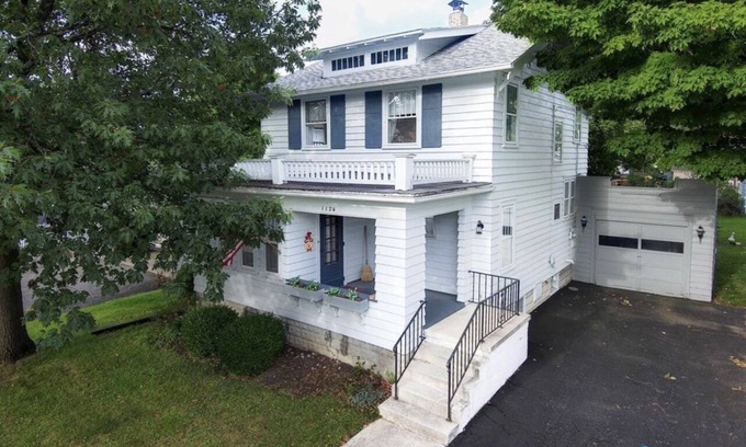 Findlay House | Lena's Place