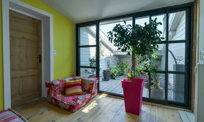 Montbrison House | Les Parfums de Madeleine