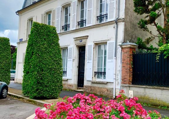 Chateau-Thierry Apartment | Les Remparts de Joussaume Latour